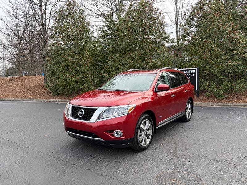 Used 2014 Nissan Pathfinder Platinum w/ Platinum Premium Package FWD image 3