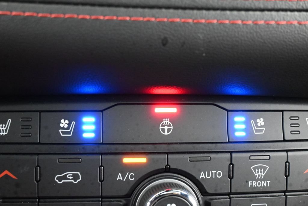 Used 2023 Dodge Durango R/T AWD/4WD image 23