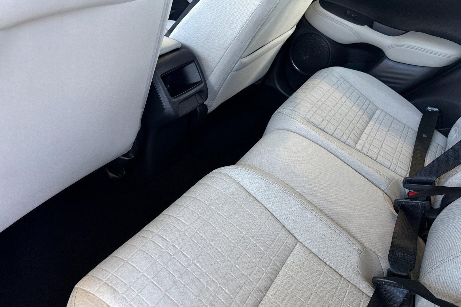 Certified 2024 Honda HR-V LX image 27