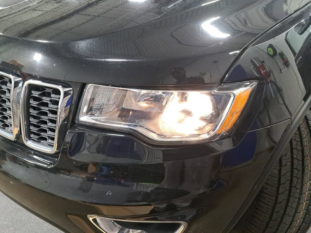 Used 2020 Jeep Grand Cherokee Limited w/ Luxury Group II AWD/4WD image 32