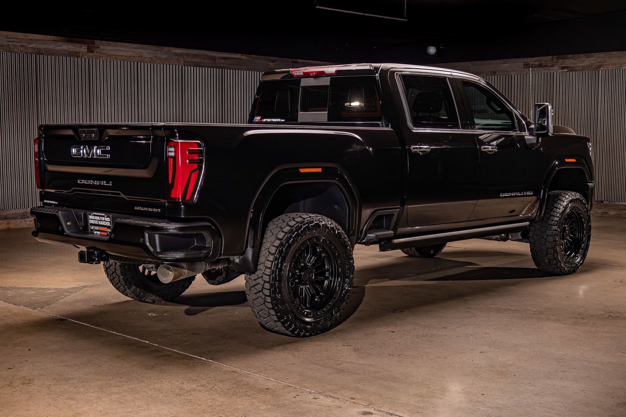 Used 2025 GMC Sierra 3500 Denali Ultimate image 10