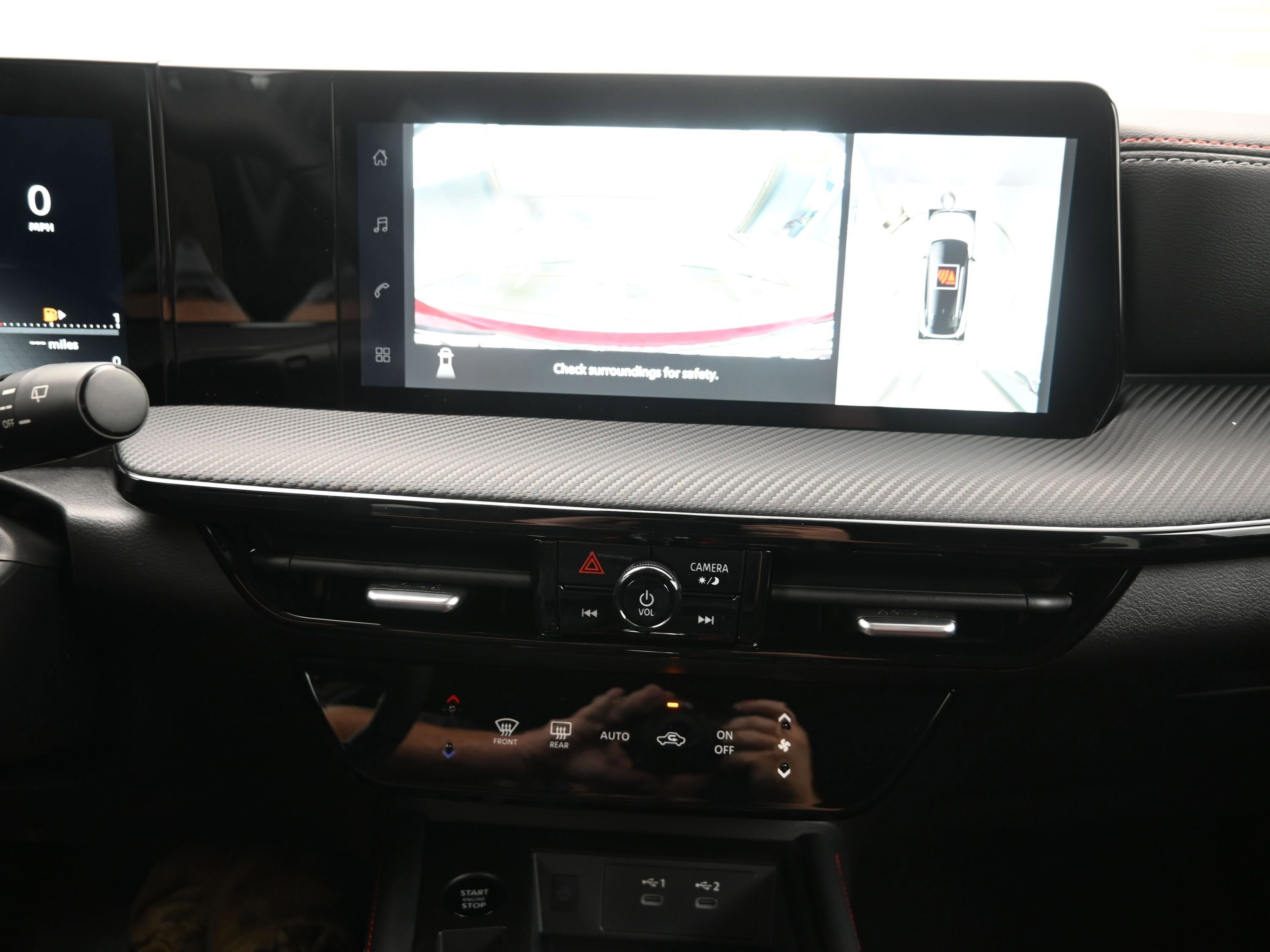 New 2026 Nissan Kicks SR image 16