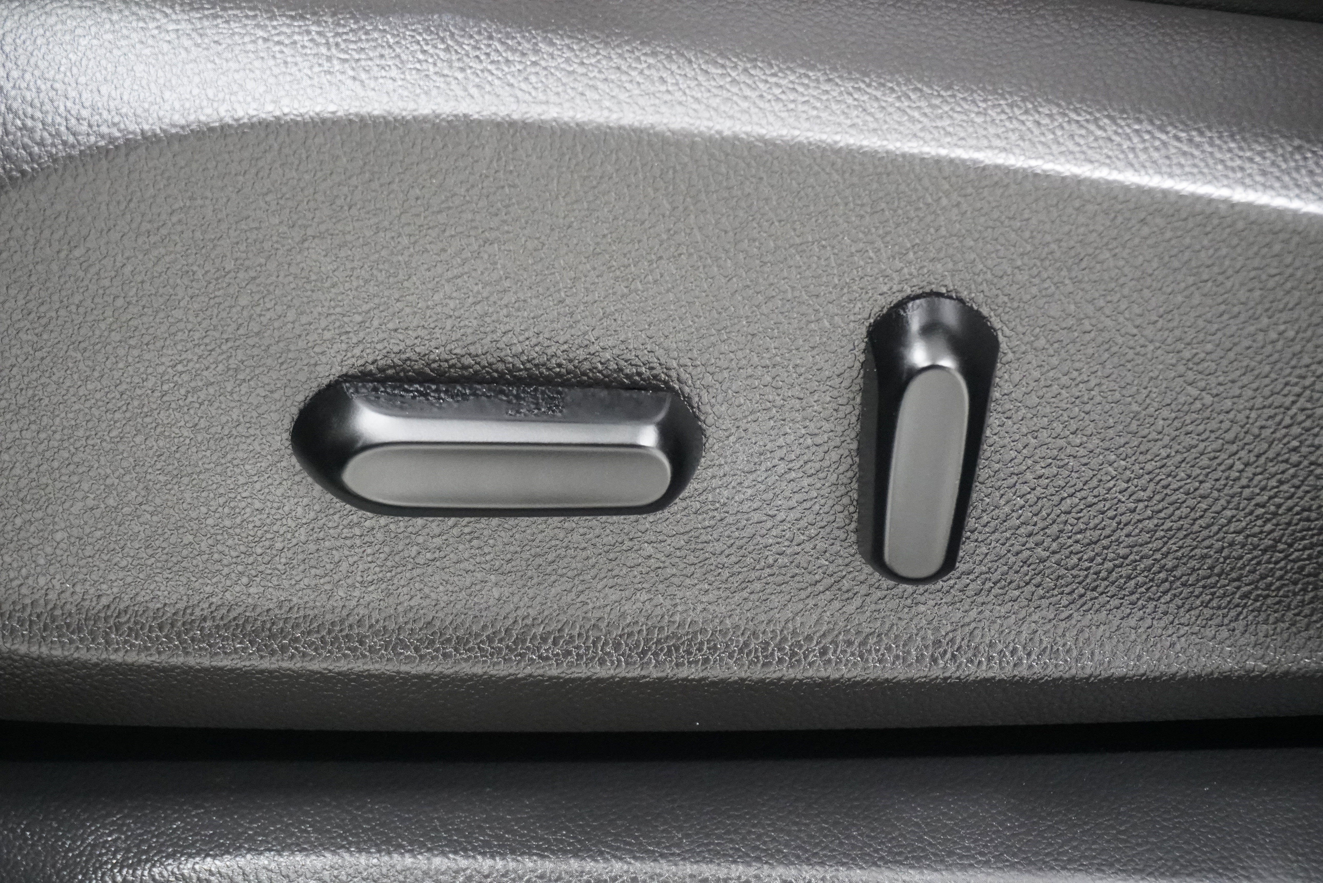 Used 2020 Buick Envision Essence image 15