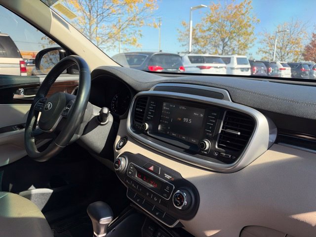 Used 2020 Kia Sorento EX FWD image 35