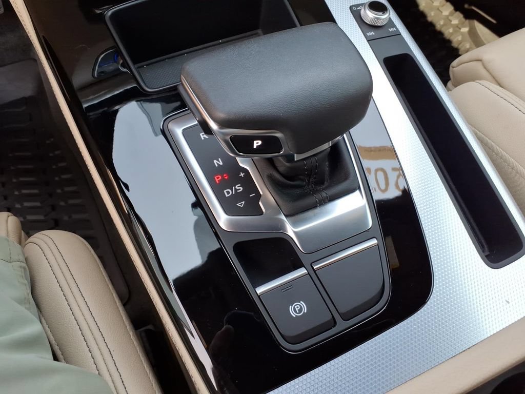 Certified 2024 Audi Q5 2.0T Premium Plus AWD/4WD image 14