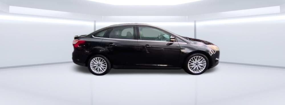 Used 2014 Ford Focus Titanium FWD image 35