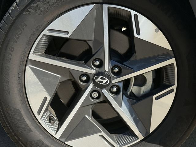 Used 2025 Hyundai Tucson SEL FWD image 9