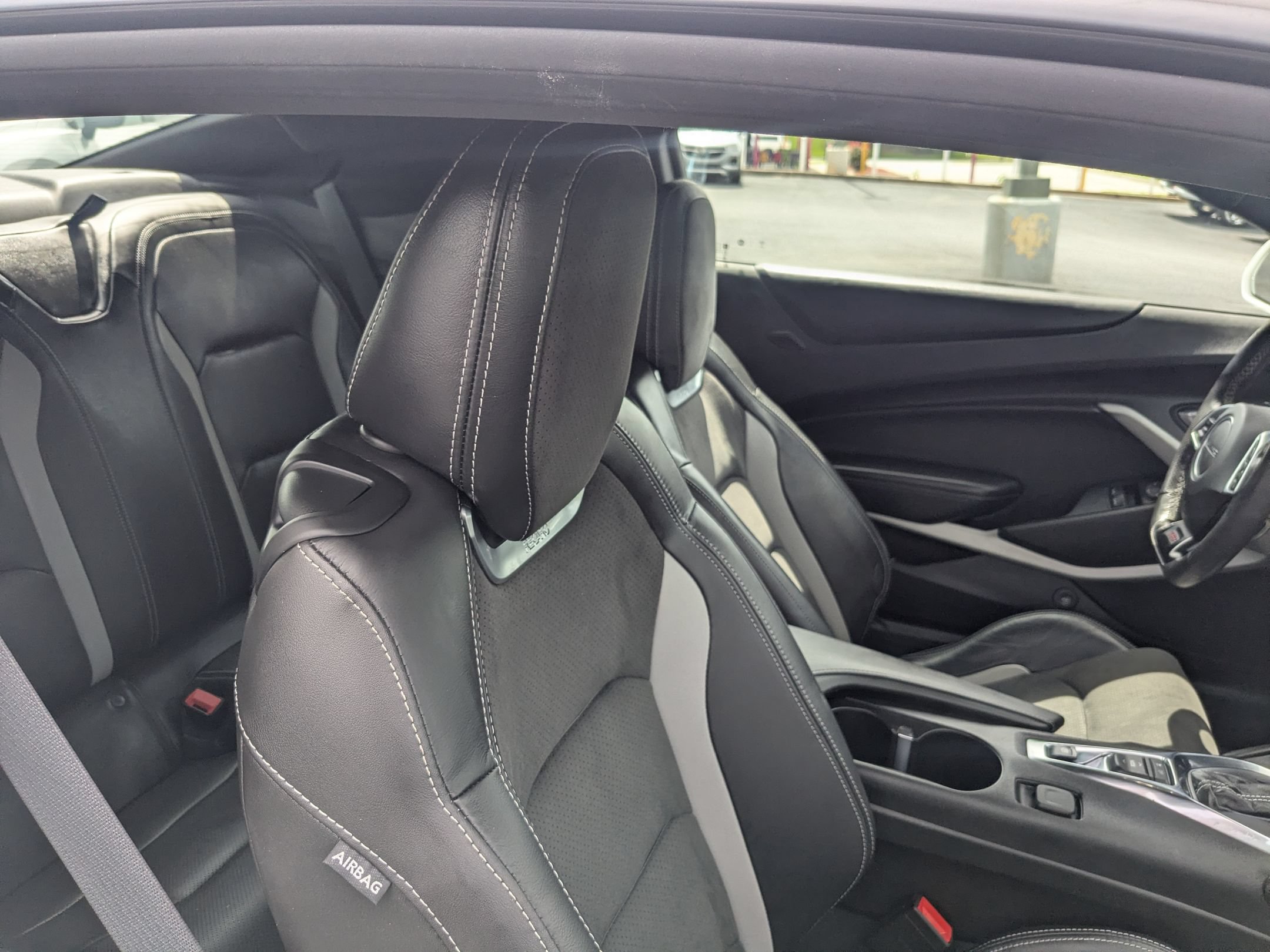 Used 2022 Chevrolet Camaro SS RWD image 25