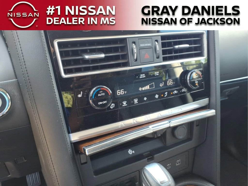 Used 2023 Nissan Armada SL w/ Captain's Chairs Package AWD/4WD image 18