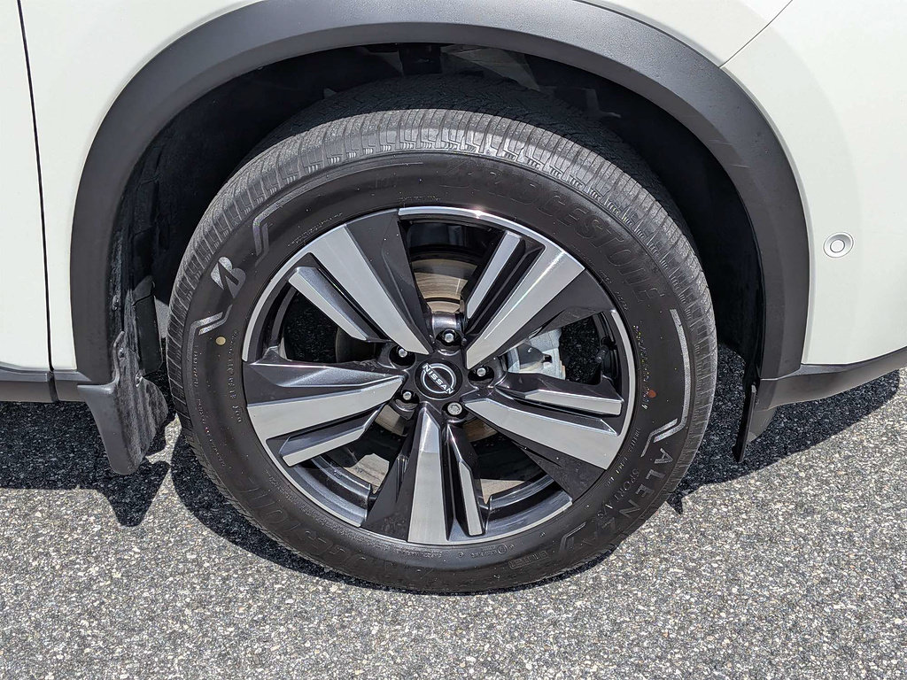 Used 2023 Nissan Rogue Platinum w/ Platinum Premium Package FWD image 39