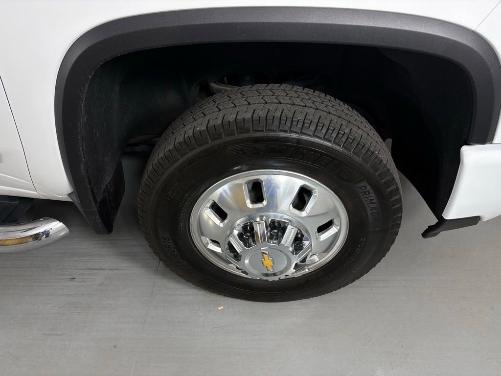 Used 2024 Chevrolet Silverado 3500 High Country w/ High Country Premium Package image 12