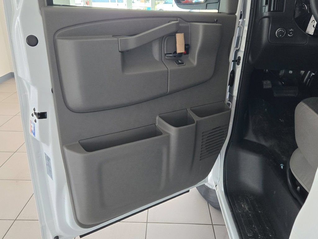 New 2026 Chevrolet Express 2500 Extended w/ Driver Convenience Package RWD image 13