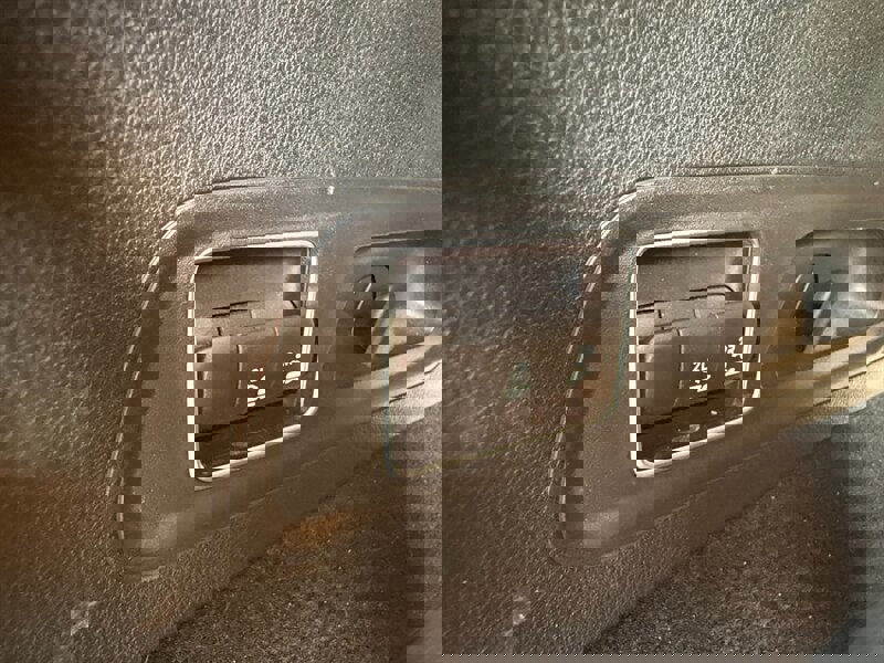 Used 2021 Mercedes-Benz GLS 580 4MATIC image 38