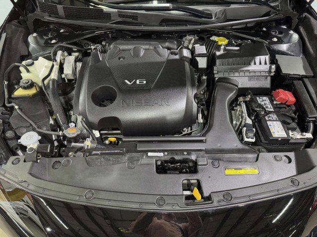Used 2022 Nissan Maxima SR w/ Sport Mat Group image 54