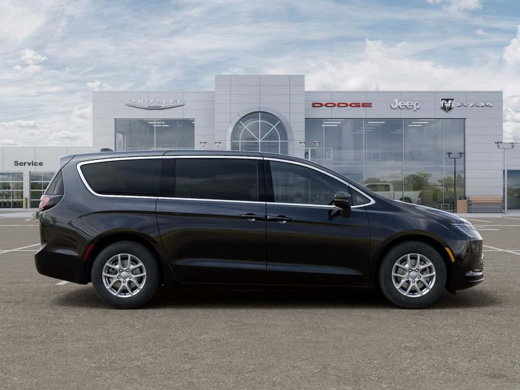 New 2027 Chrysler Pacifica Select FWD image 21