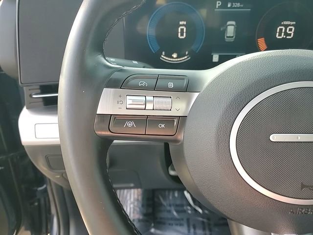 Used 2025 Hyundai Kona SEL image 13