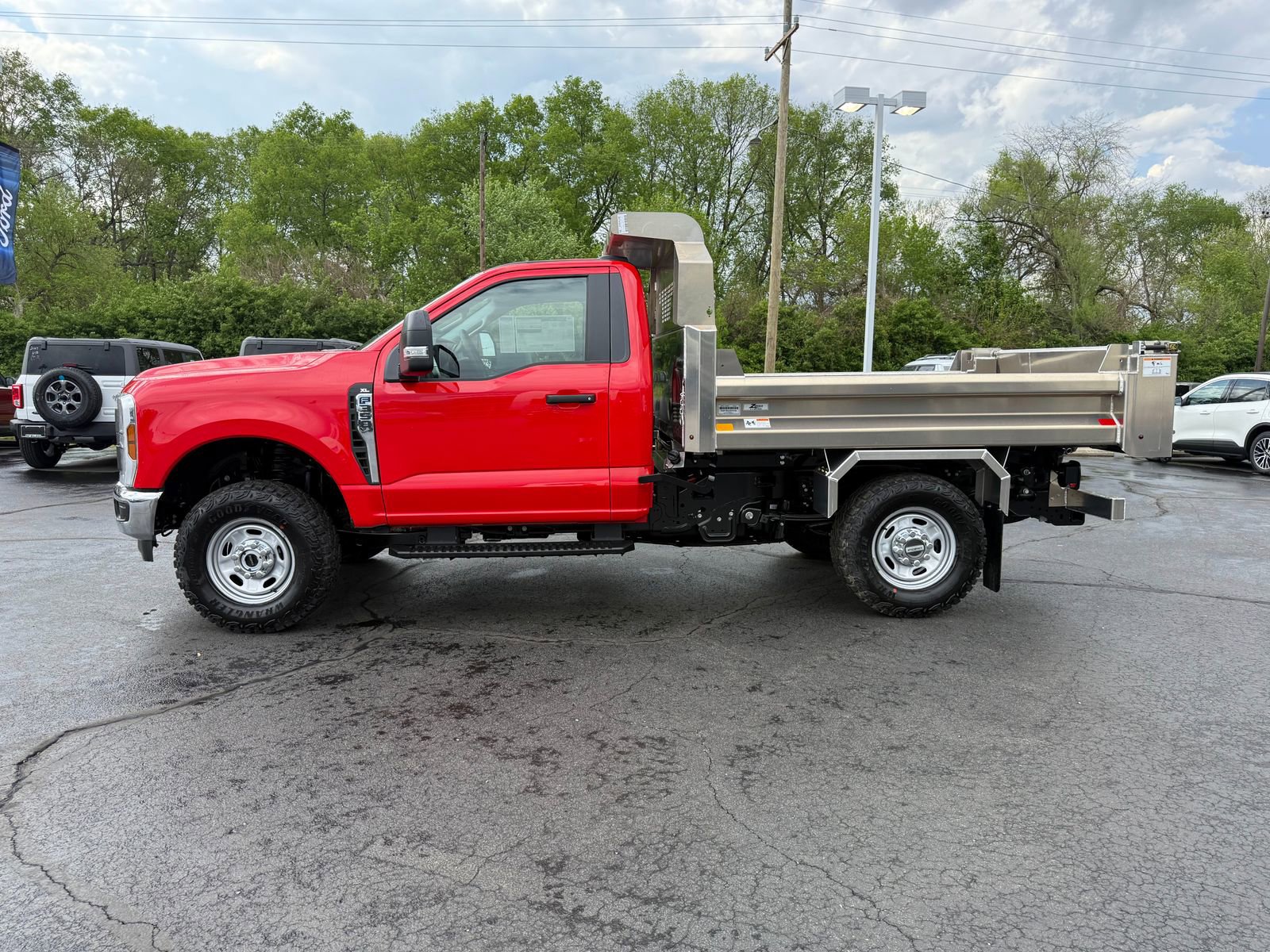 New 2025 Ford F350 XL w/ XL Off-Road Package image 11