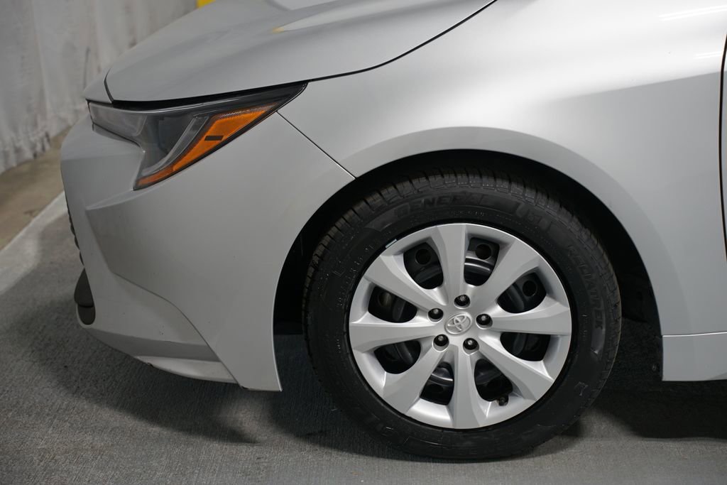 Certified 2024 Toyota Corolla LE FWD image 5