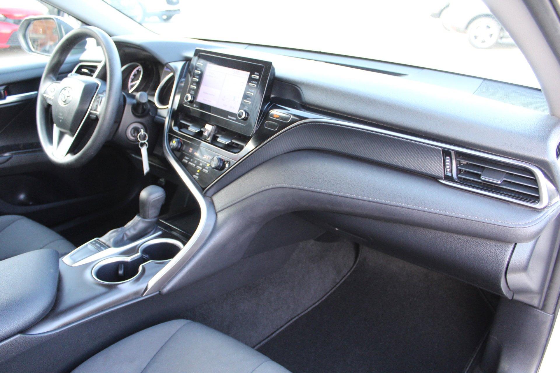Used 2024 Toyota Camry LE image 16