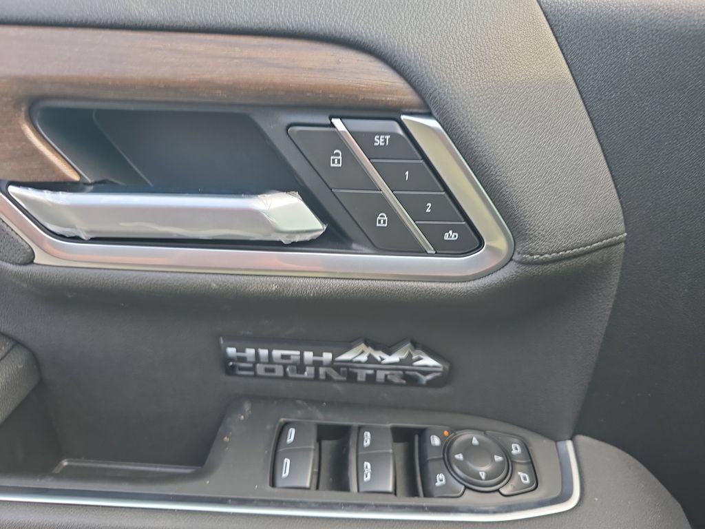 New 2026 Chevrolet Silverado 1500 High Country AWD/4WD image 25