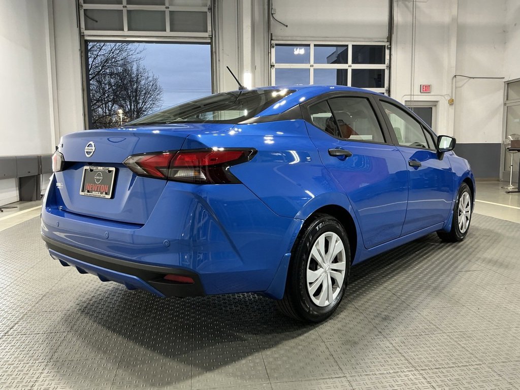 Used 2022 Nissan Versa S image 29