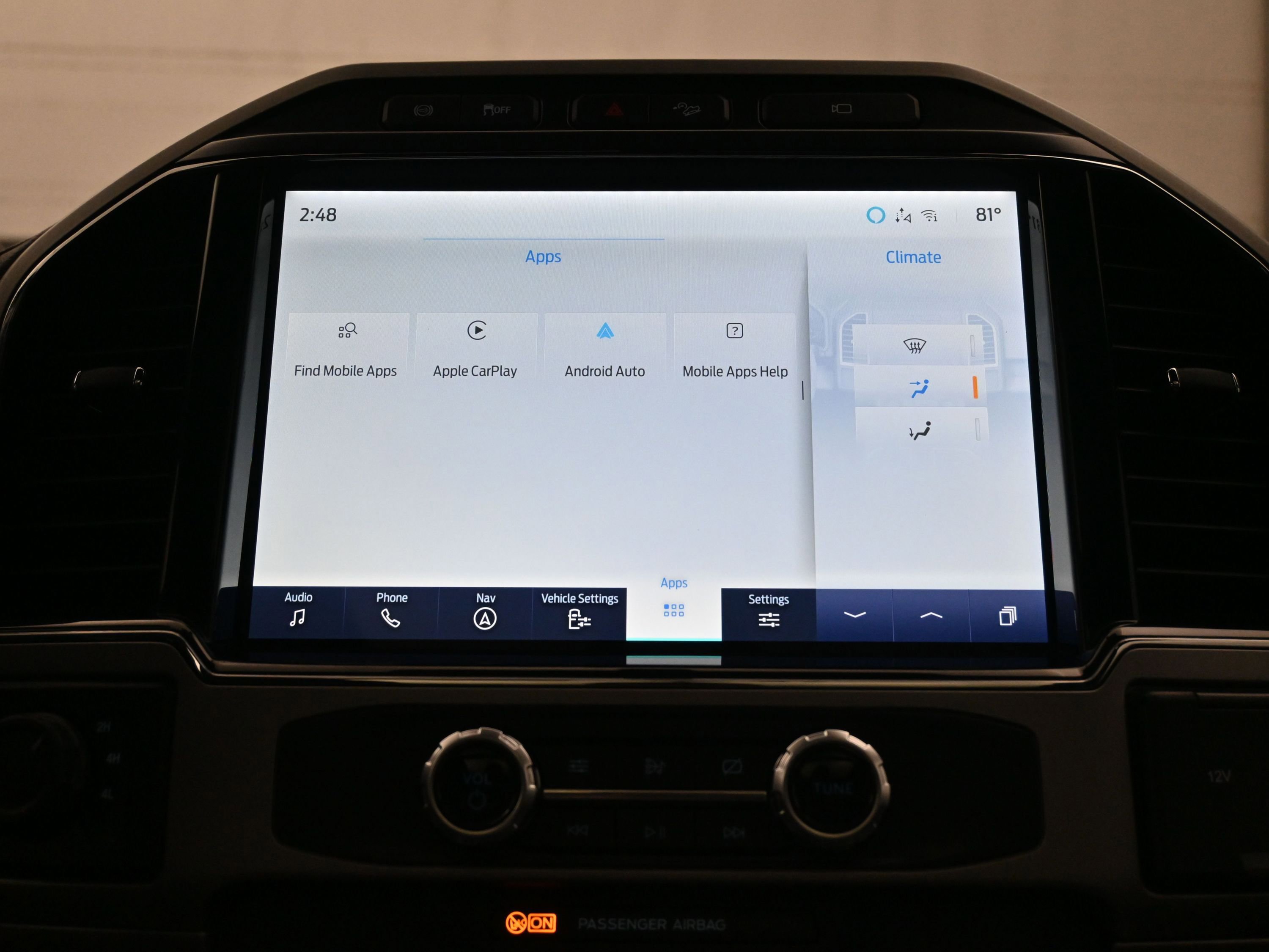 Used 2022 Ford F250 Lariat w/ Lariat Ultimate Package AWD/4WD image 34