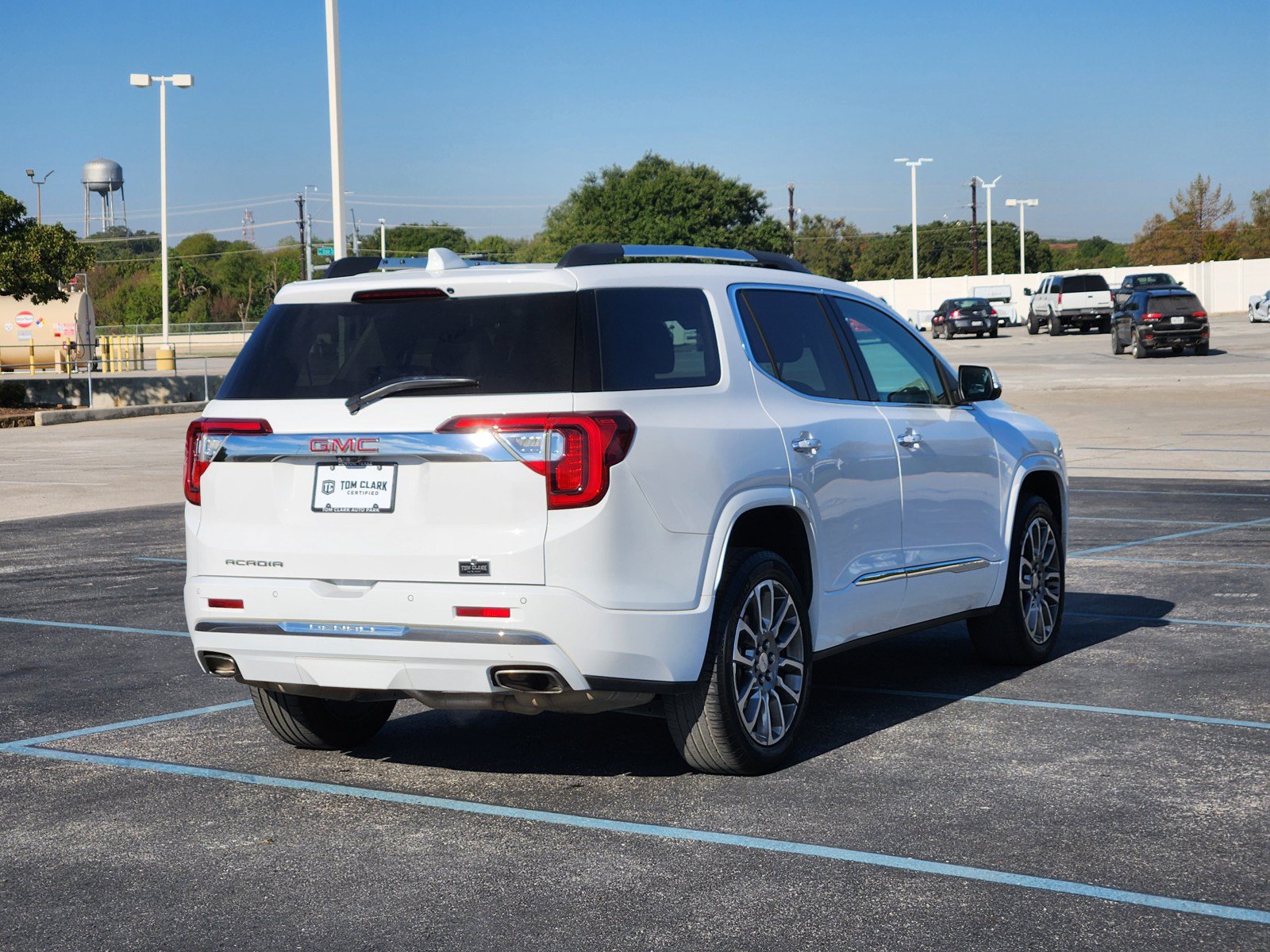 Used 2023 GMC Acadia Denali w/ Denali Ultimate Package FWD image 5