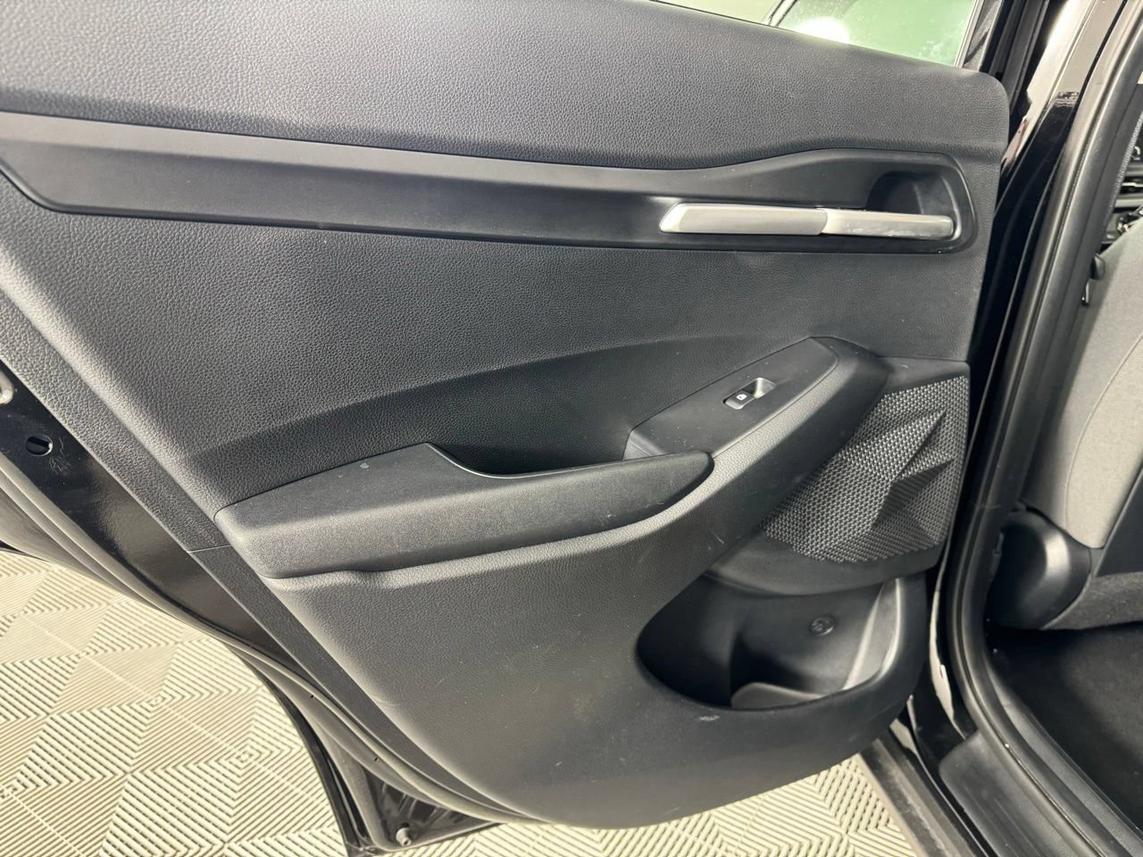 Used 2026 Kia Seltos LX FWD image 28
