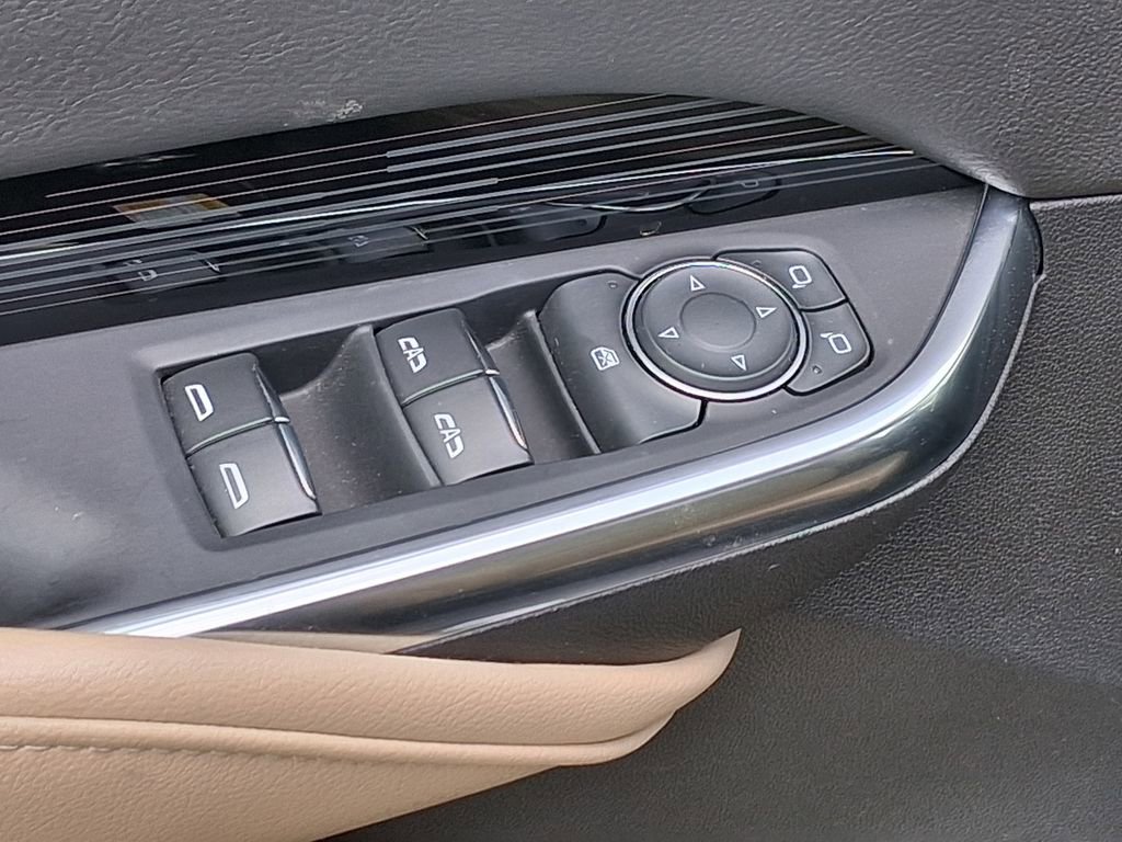 Used 2024 Cadillac XT4 Luxury FWD image 20