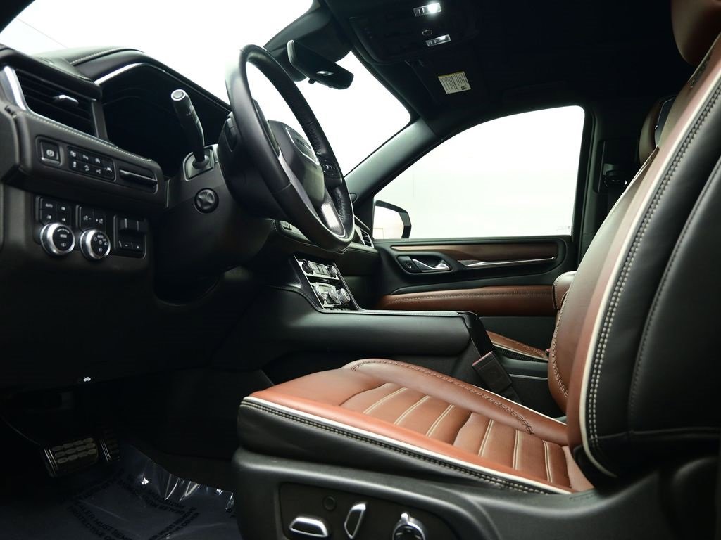 Used 2023 GMC Yukon XL Denali Ultimate image 15