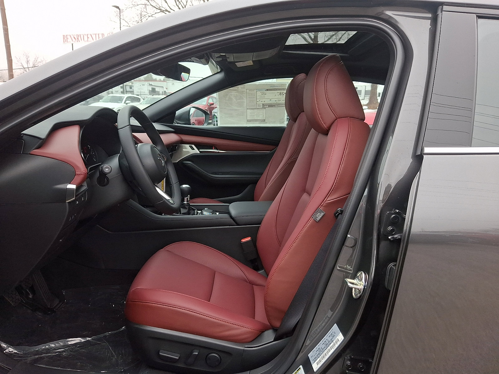 New 2026 MAZDA MAZDA3 2.5 S Hatchback w/ Premium Pkg FWD image 9