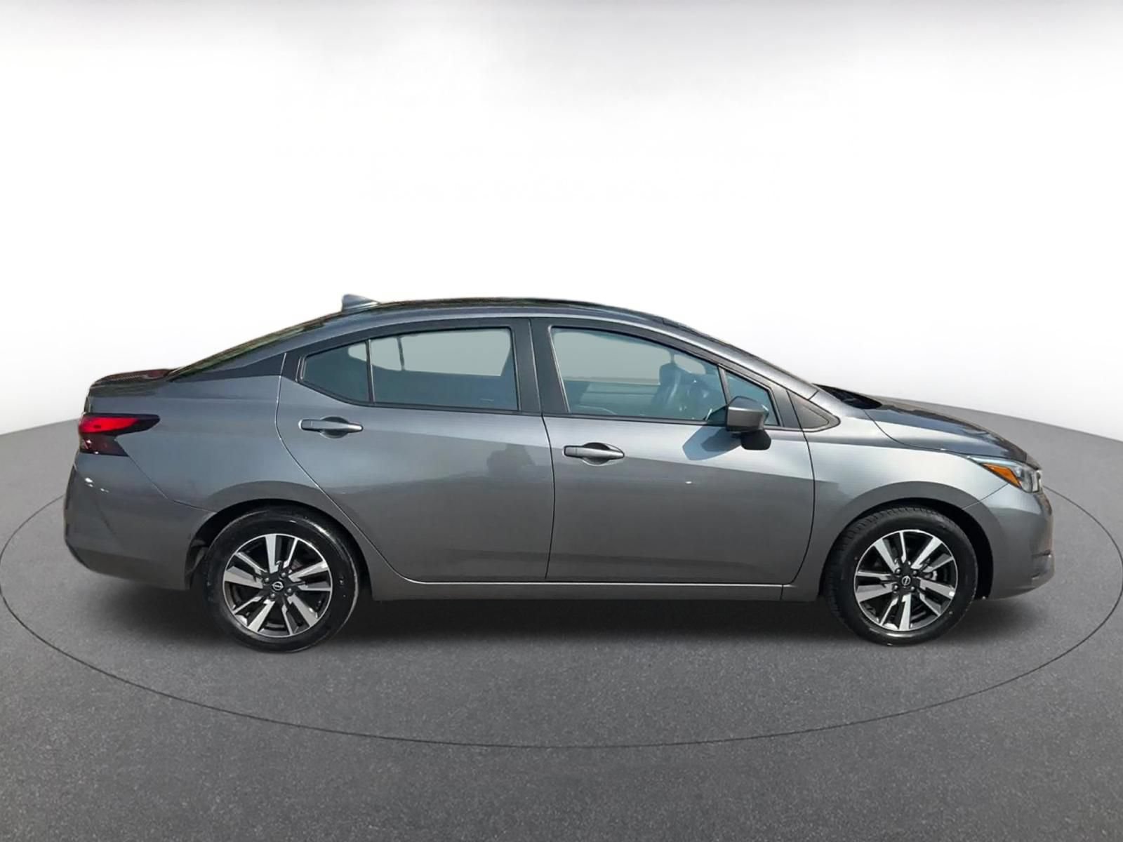 Used 2025 Nissan Versa SV FWD image 16