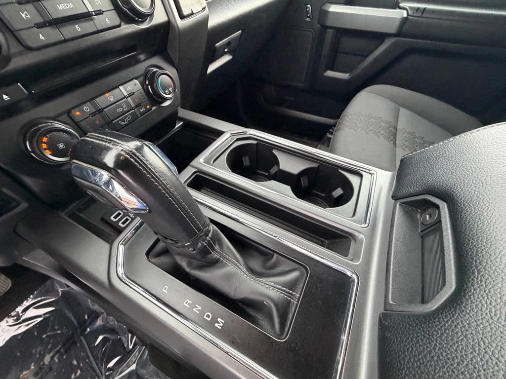 Used 2018 Ford F150 XLT w/ Equipment Group 302A Luxury AWD/4WD image 21