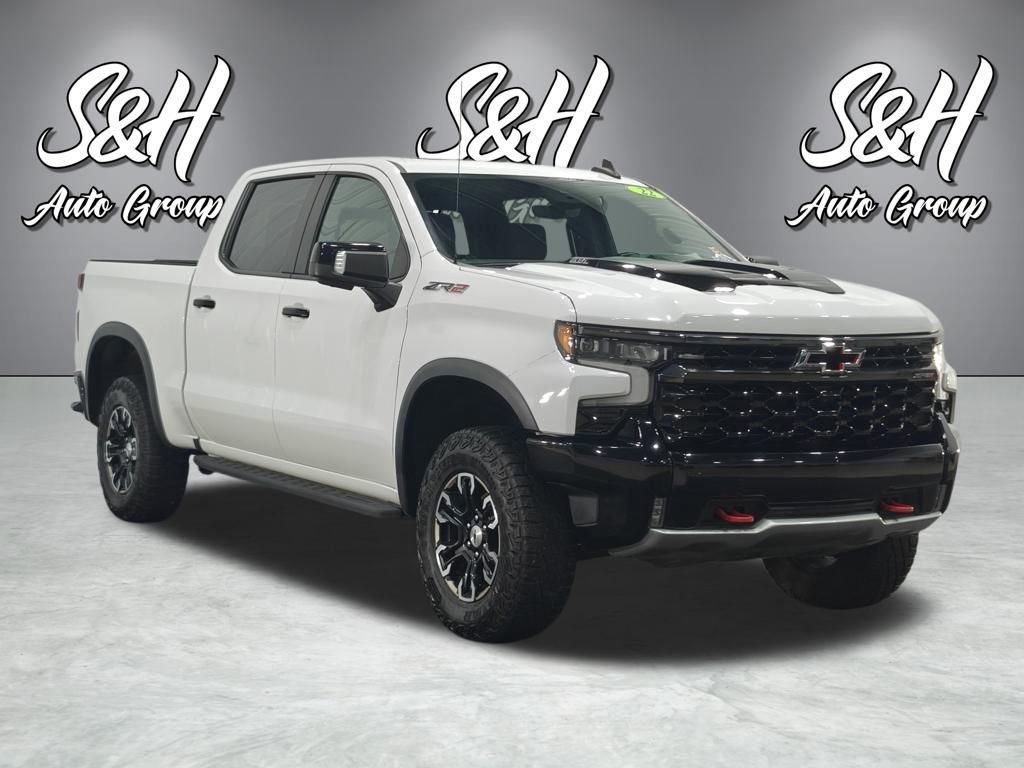 Used 2022 Chevrolet Silverado 1500 ZR2 w/ Technology Package image 2