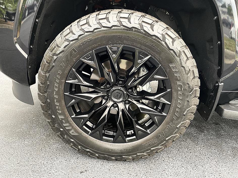 Certified 2024 Toyota Sequoia Limited AWD/4WD image 8