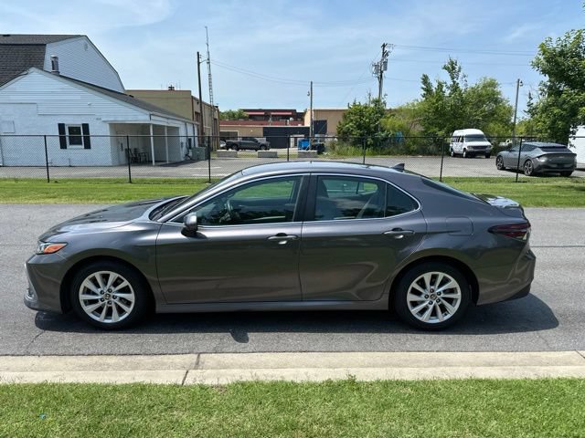 Used 2023 Toyota Camry LE FWD image 28