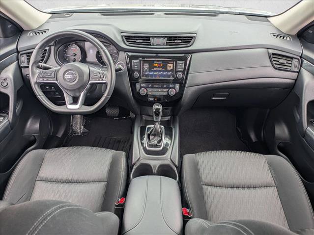 Used 2018 Nissan Rogue SV FWD image 16