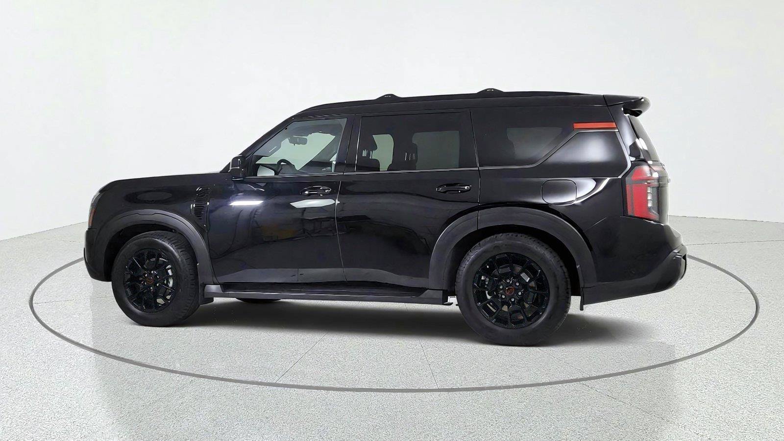 Certified 2025 Nissan Armada PRO-4X AWD/4WD image 4