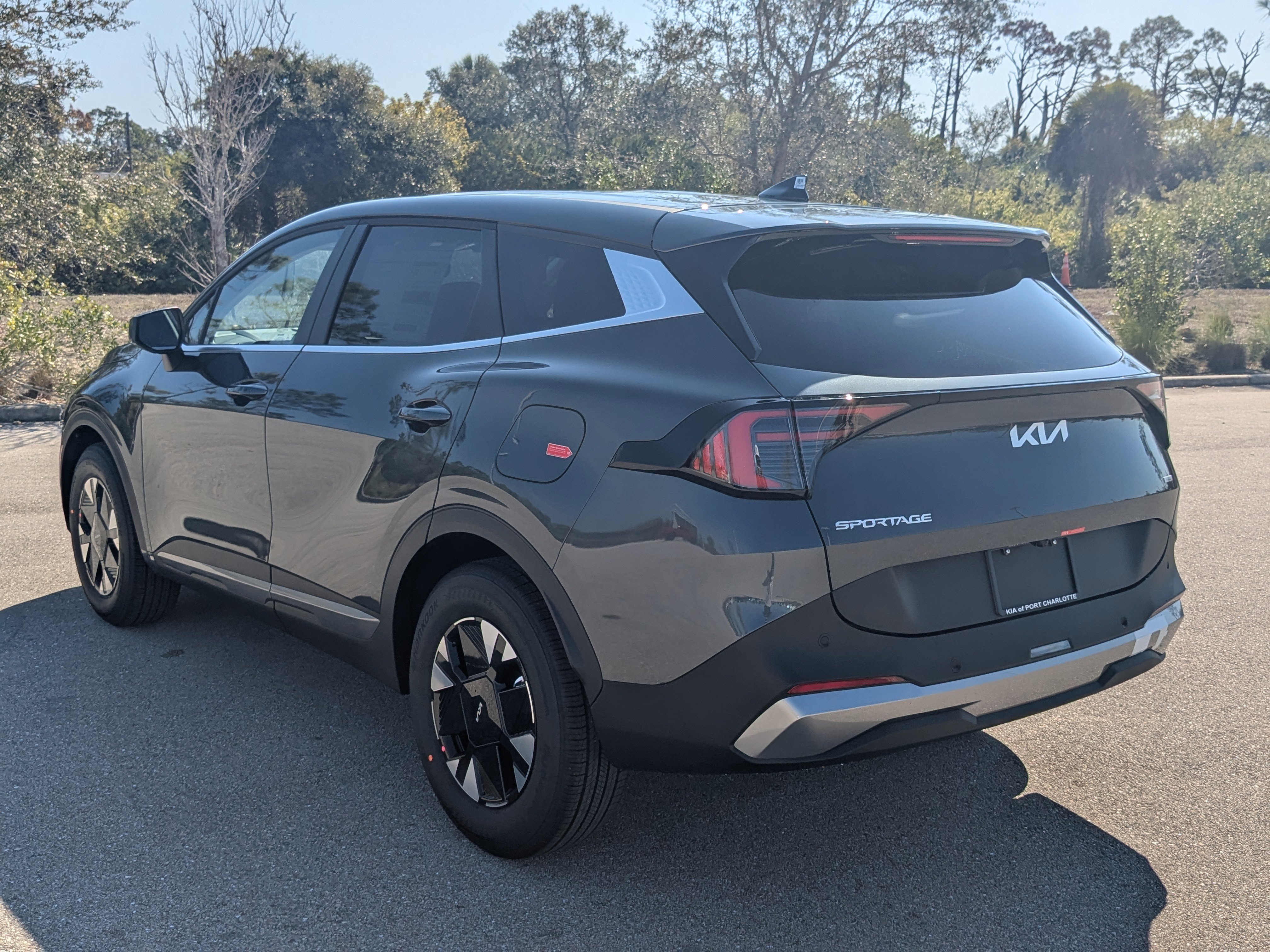 New 2026 Kia Sportage LX FWD image 7