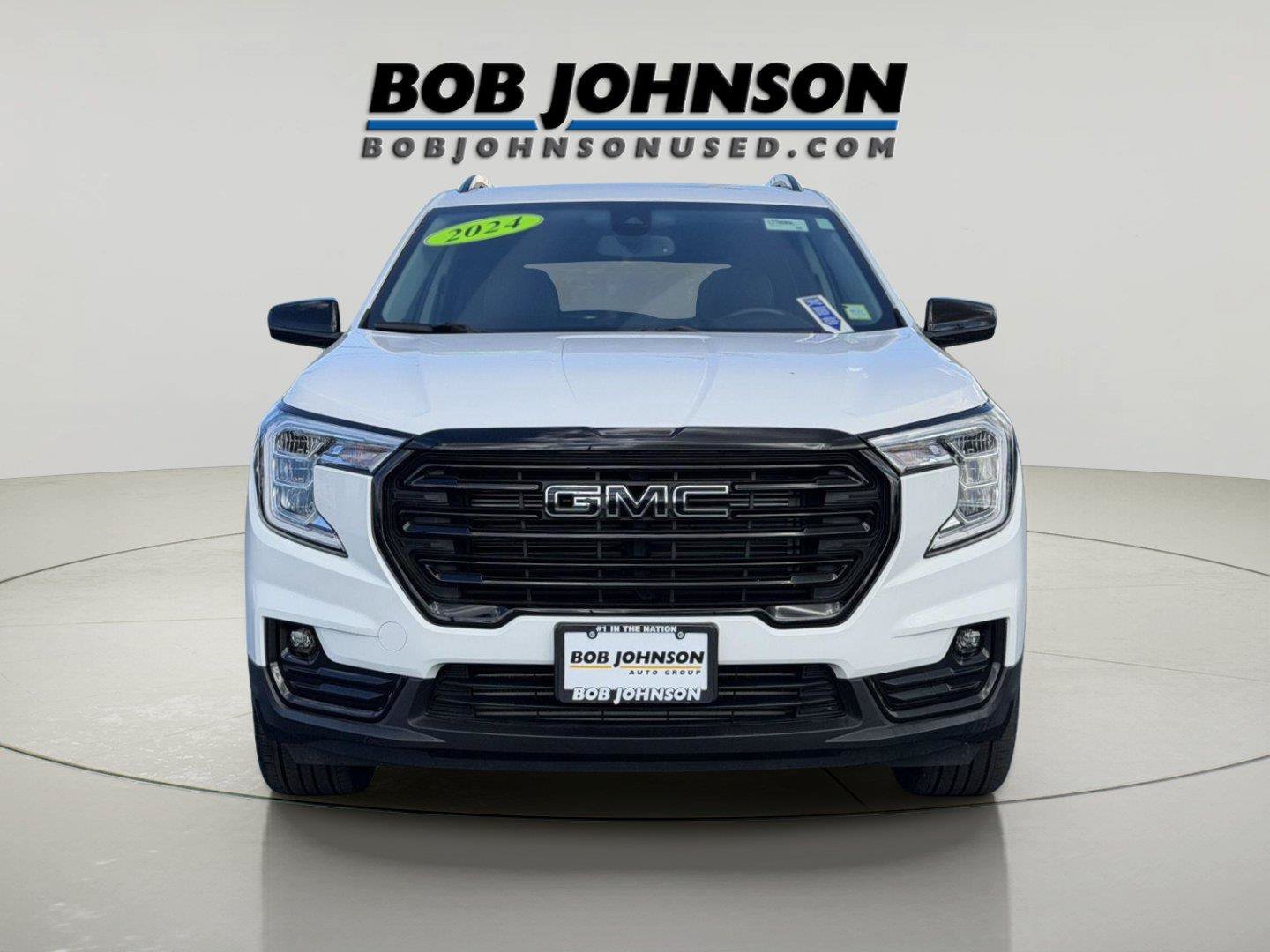 Used 2024 GMC Terrain SLT w/ Elevation Edition AWD/4WD image 4