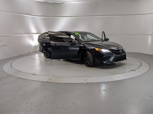 Used 2020 Toyota Camry XSE image 7