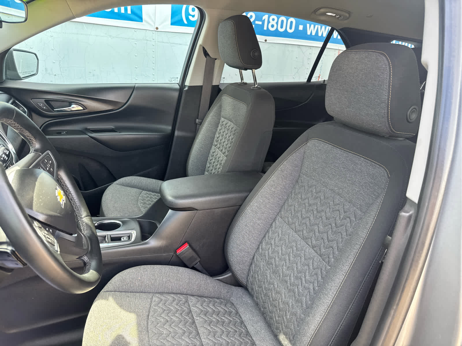 Used 2023 Chevrolet Equinox LT w/ Driver Convenience Package FWD image 27