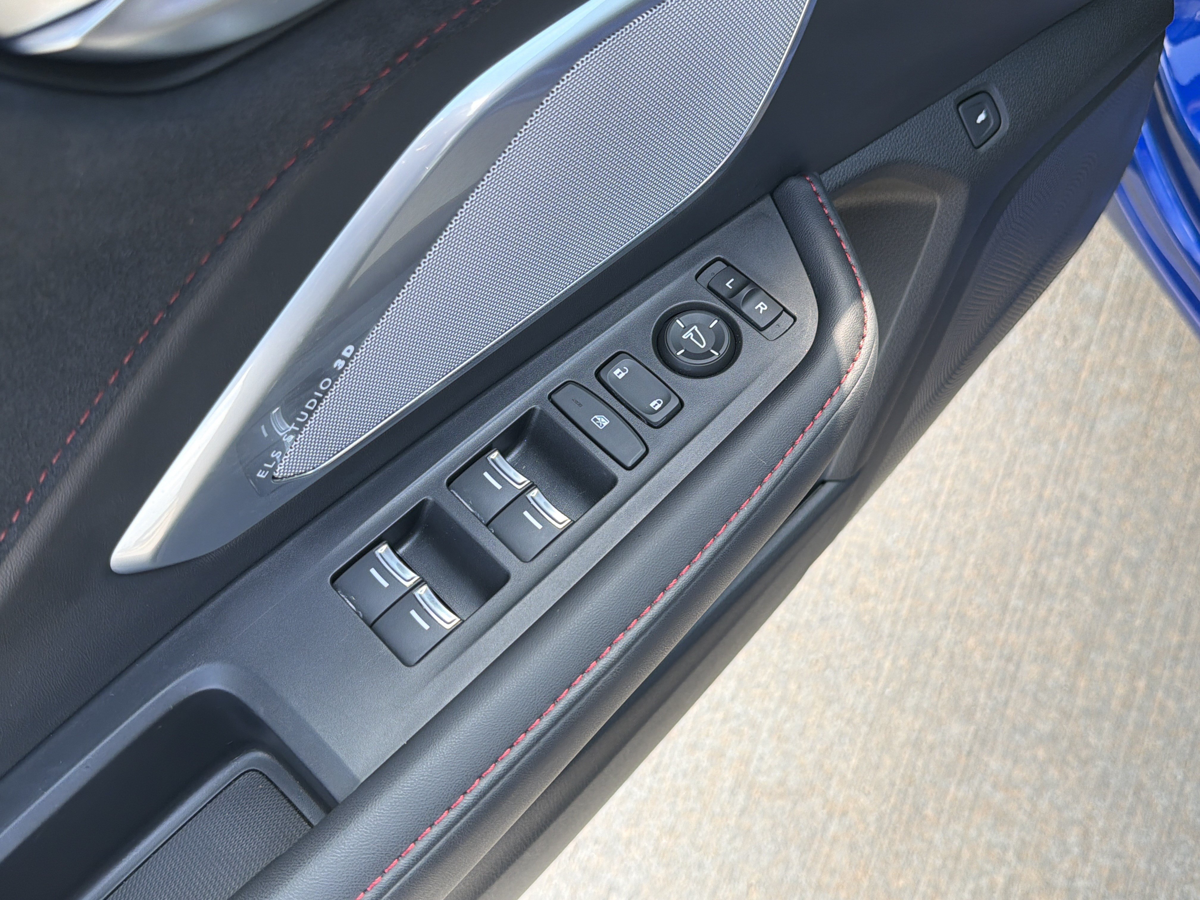 Used 2025 Acura RDX w/ Advance Package AWD/4WD image 14