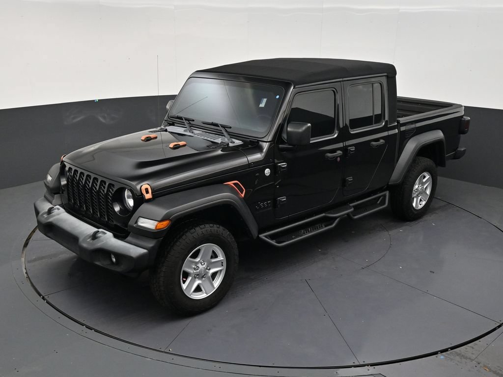 Used 2020 Jeep Gladiator Sport w/ Quick Order Package 24S AWD/4WD image 11