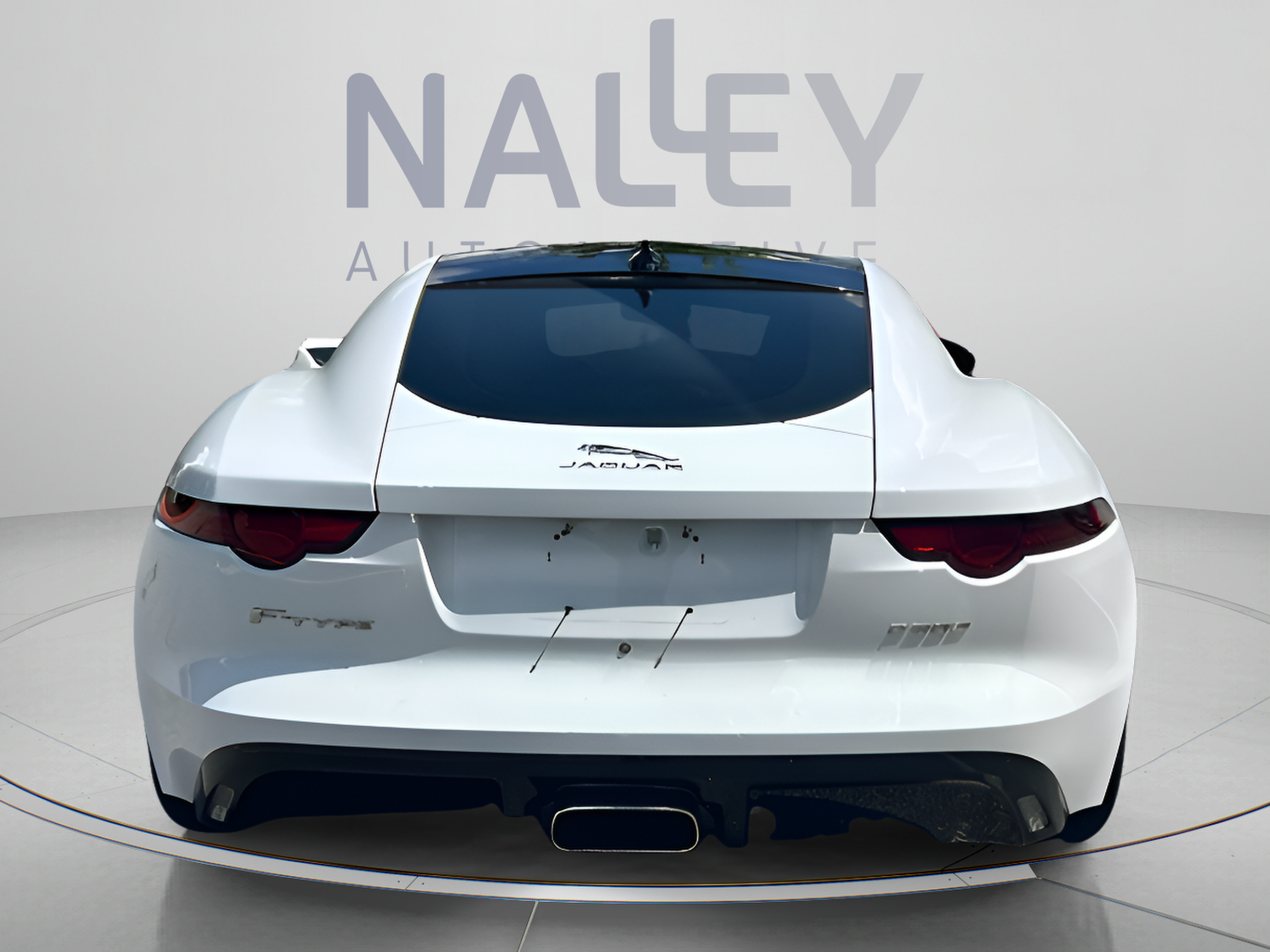 Used 2019 Jaguar F-TYPE Coupe RWD image 4