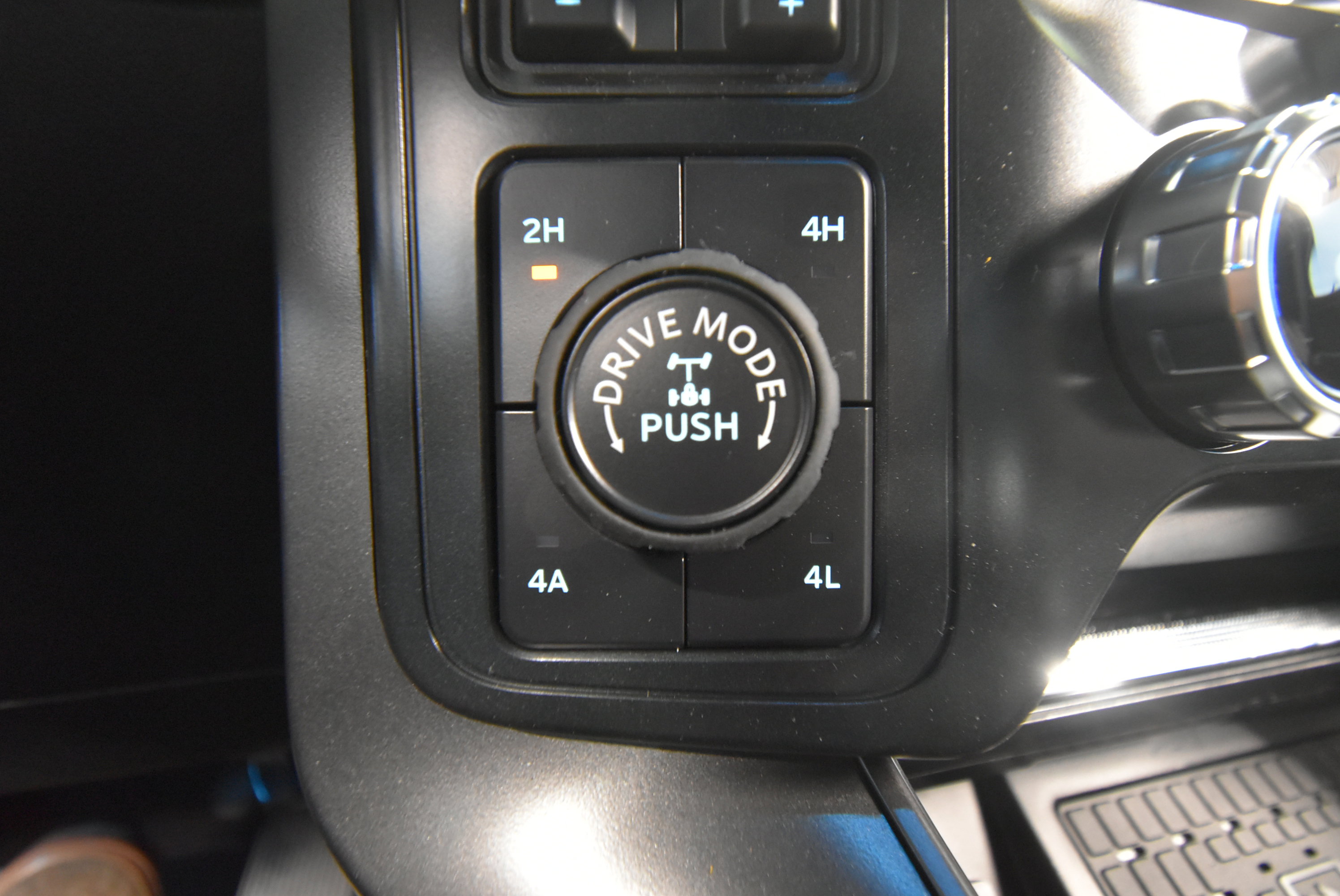 New 2025 Ford F150 Tremor w/ Equipment Group 402A High image 14