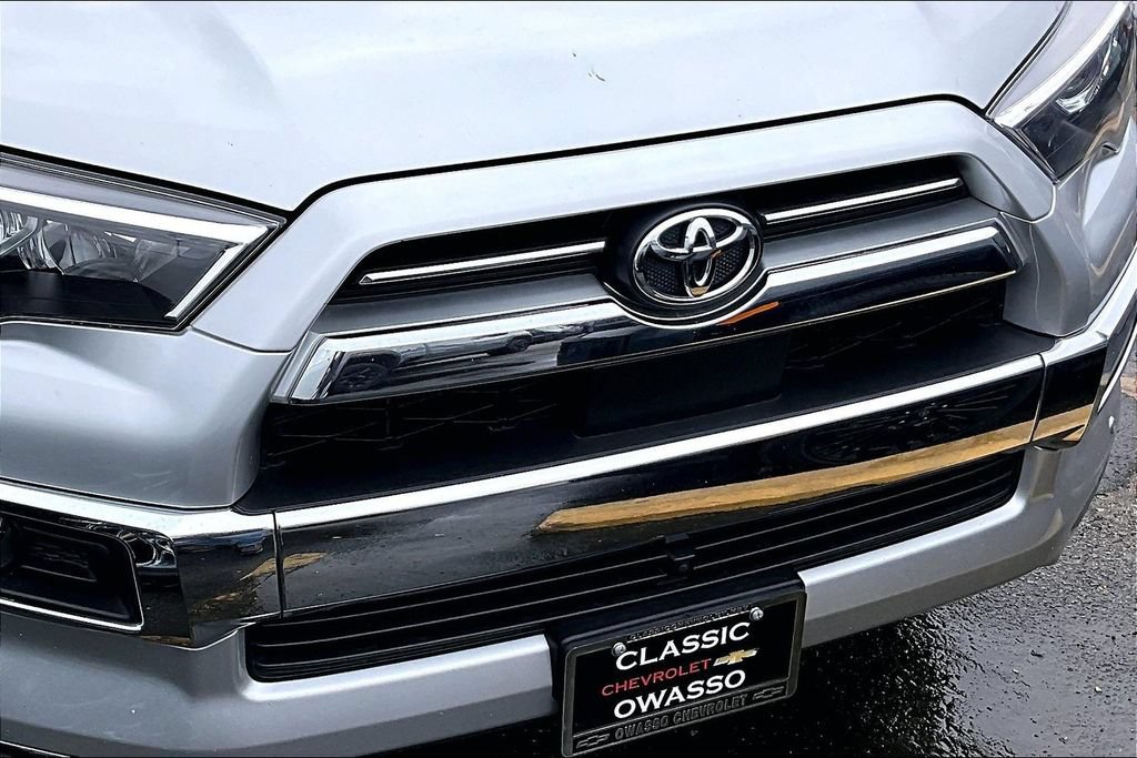 Used 2023 Toyota 4Runner Limited RWD image 30