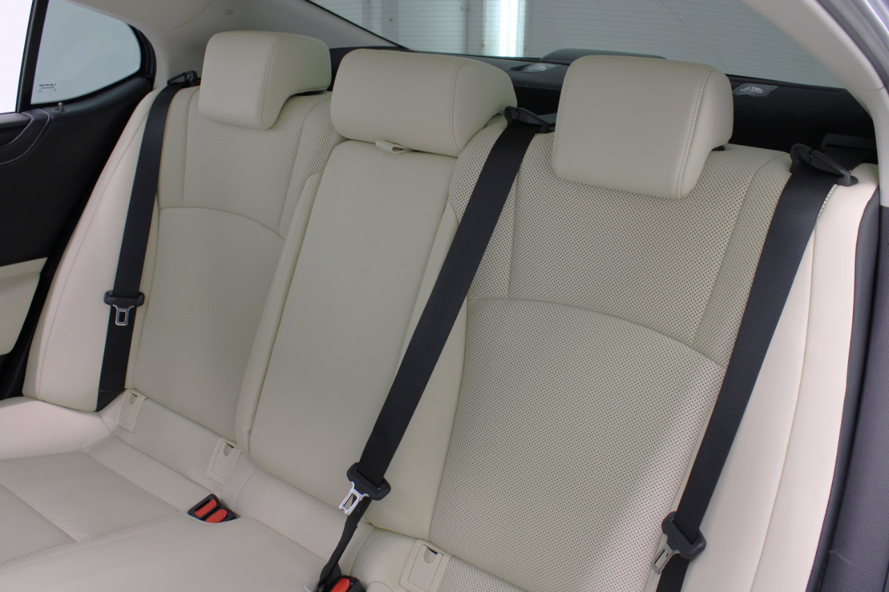 Used 2022 Lexus ES 350 w/ Premium Package image 38