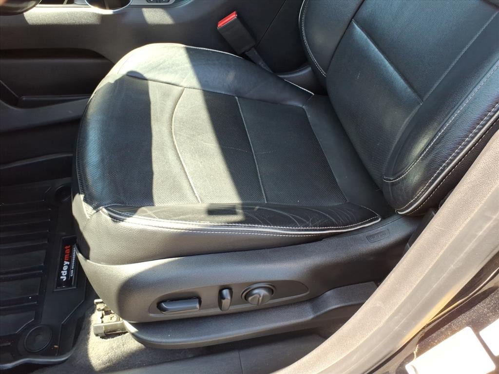 Used 2020 GMC Terrain Denali w/ Denali Premium Package FWD image 25