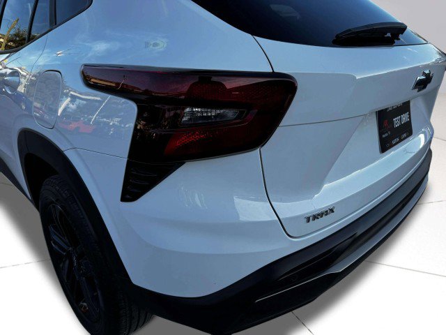 Used 2024 Chevrolet Trax ACTIV w/ Driver Confidence Package image 13